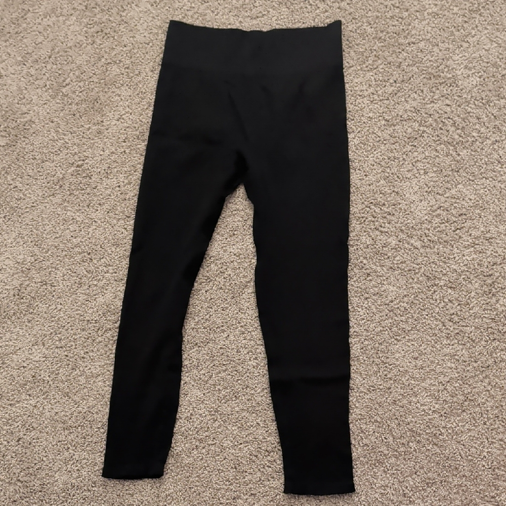 Shein Women's Black Yoga Leggings Size L With Scrunch